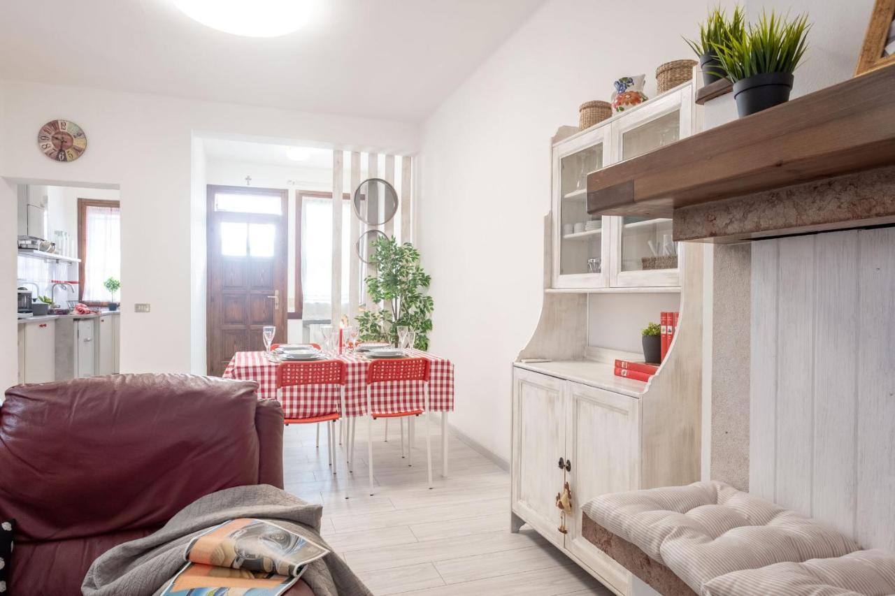 Апартаменти Casa Dolce Casa Desenzano - 2 Passi Dal Lago Дезенцано-дель-Гарда Екстер'єр фото