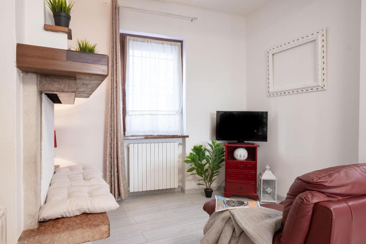 Апартаменти Casa Dolce Casa Desenzano - 2 Passi Dal Lago Дезенцано-дель-Гарда Екстер'єр фото