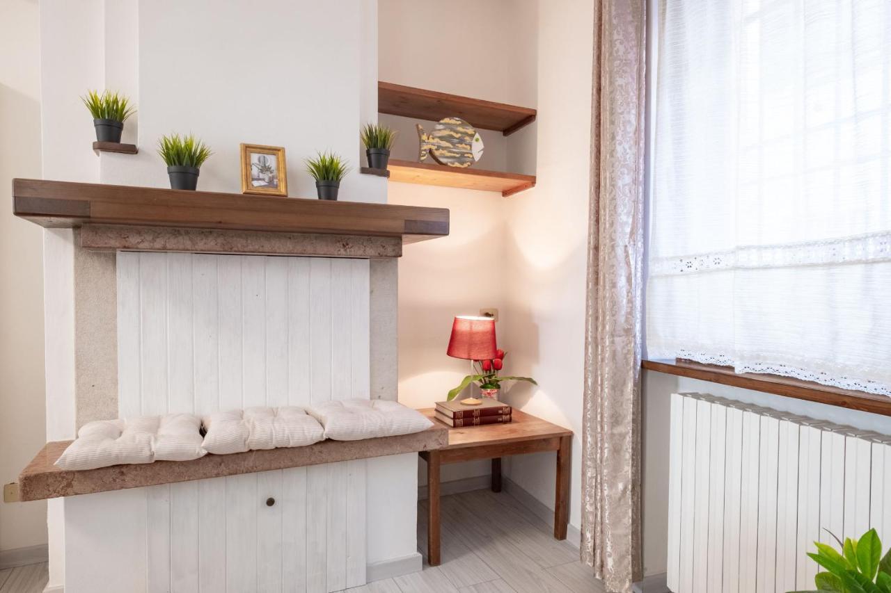 Апартаменти Casa Dolce Casa Desenzano - 2 Passi Dal Lago Дезенцано-дель-Гарда Екстер'єр фото